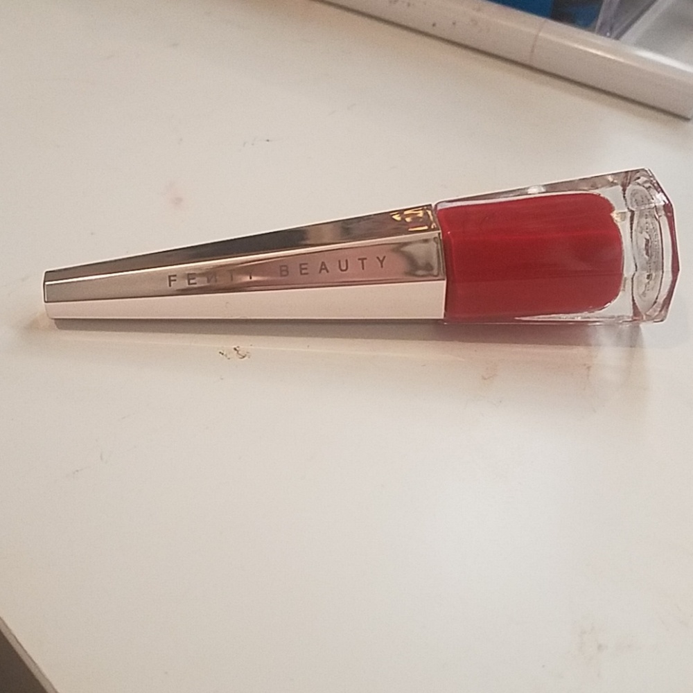 Fenty Beauty Stunna Lip Paint in Uncensored